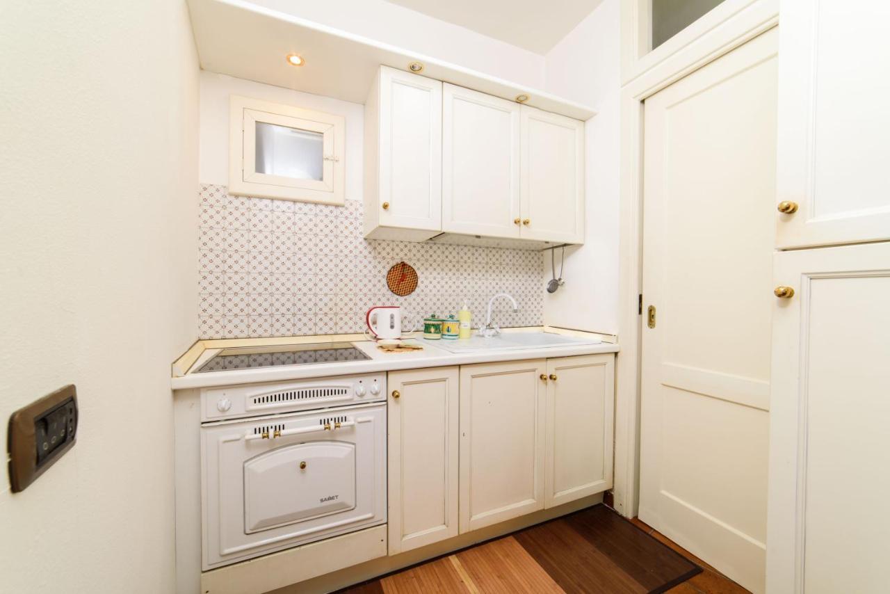 Dimora Bibbo Apartment Салерно Екстериор снимка