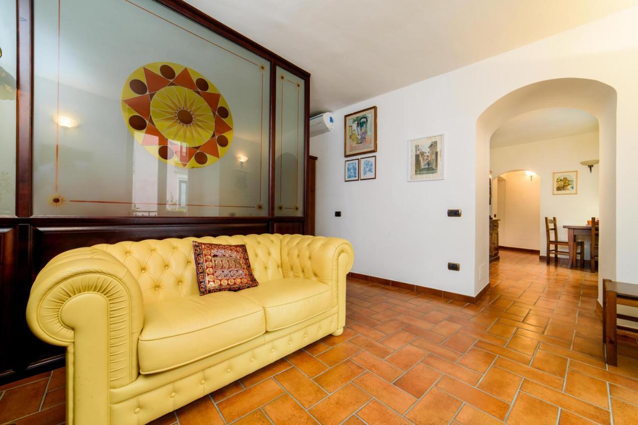 Dimora Bibbo Apartment Салерно Екстериор снимка